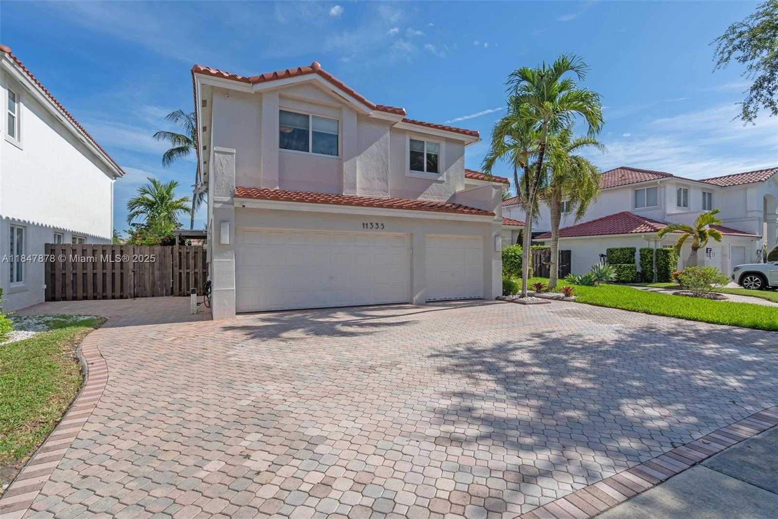 Small Image of 11335 NORTH WEST 66TH ST, Doral Number 3
