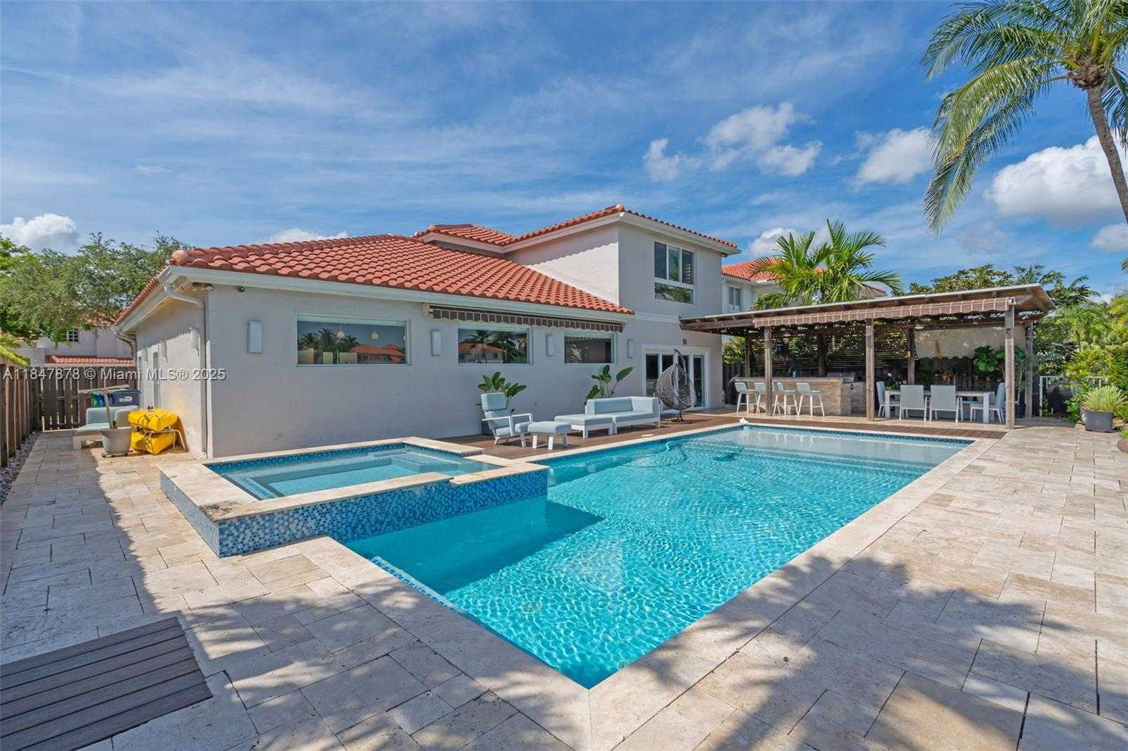 Small Image of 11335 NORTH WEST 66TH ST, Doral Number 37