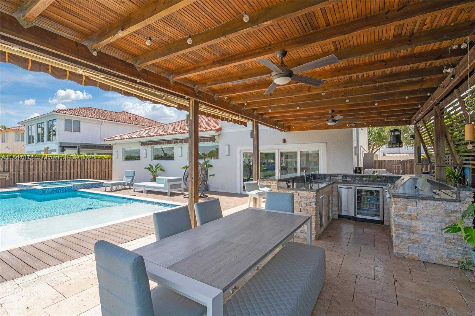 Small Image of 11335 NORTH WEST 66TH ST, Doral Number 41