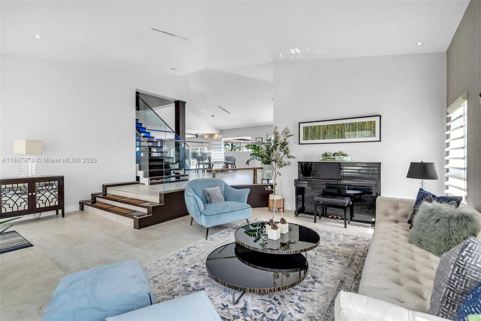 Small Image of 11335 NORTH WEST 66TH ST, Doral Number 7