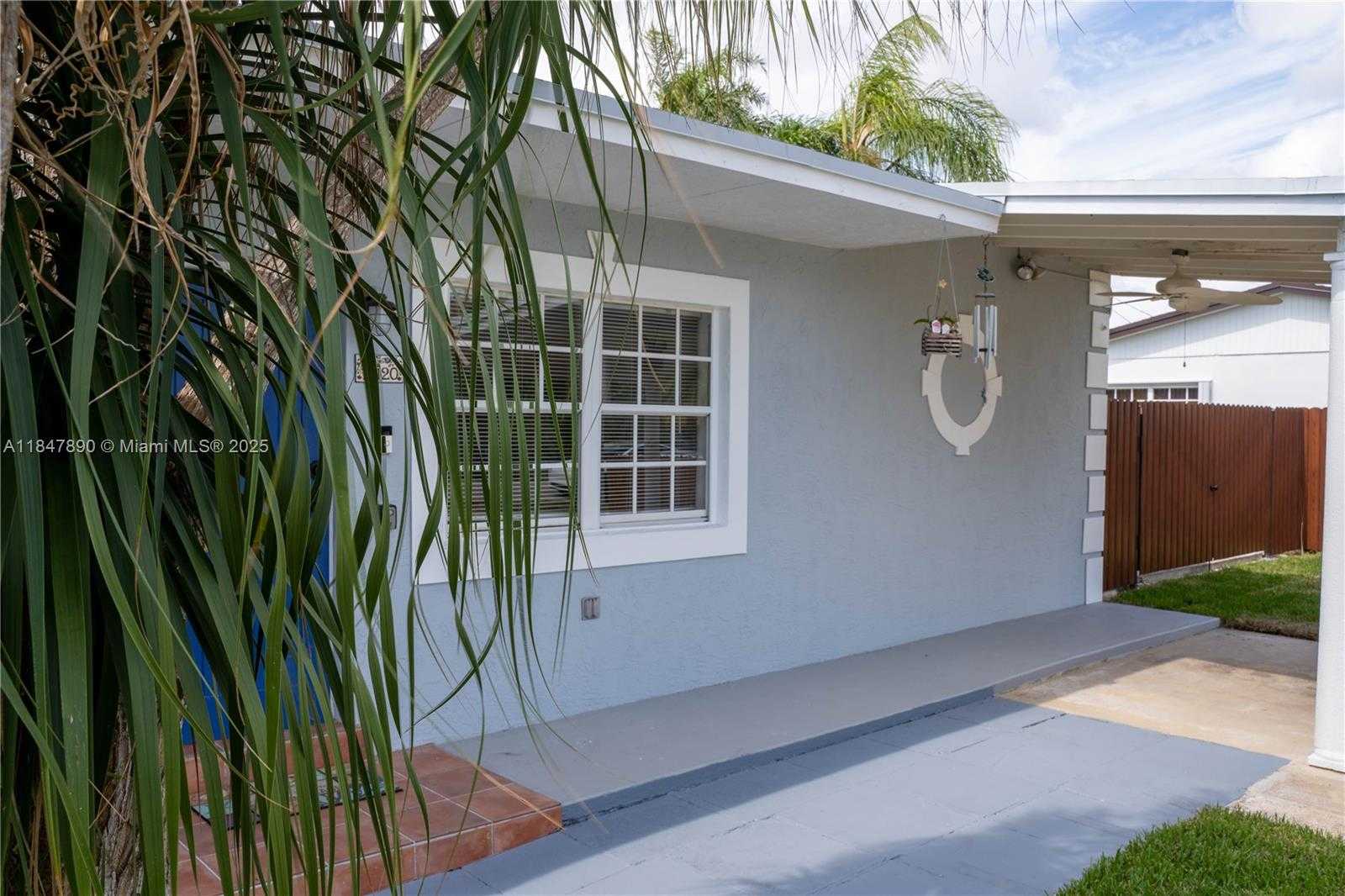 Small Image of 10120 NICARAGUA DR, Cutler Bay Number 15