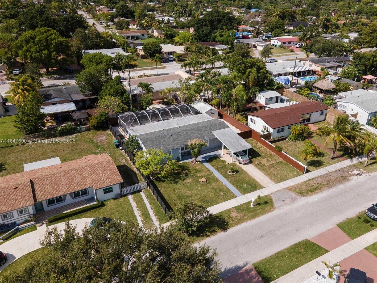 Small Image of 10120 NICARAGUA DR, Cutler Bay Number 33