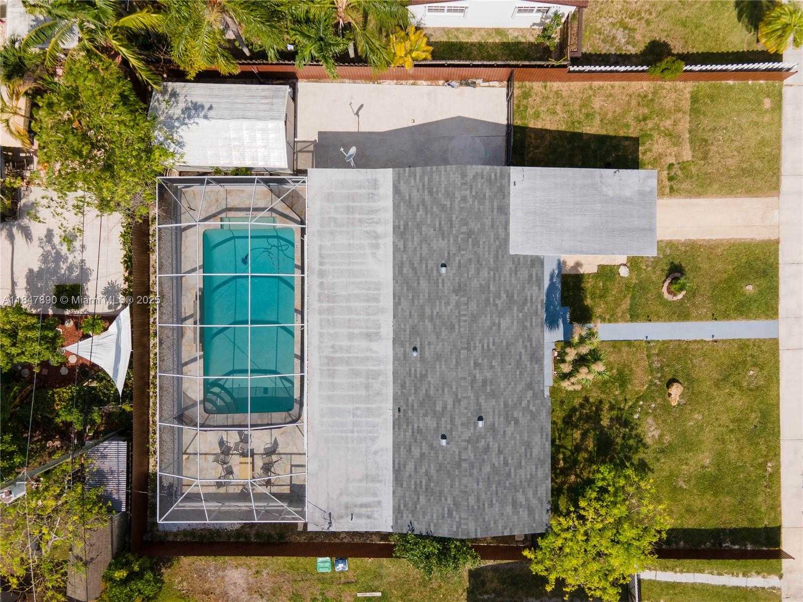 Small Image of 10120 NICARAGUA DR, Cutler Bay Number 38