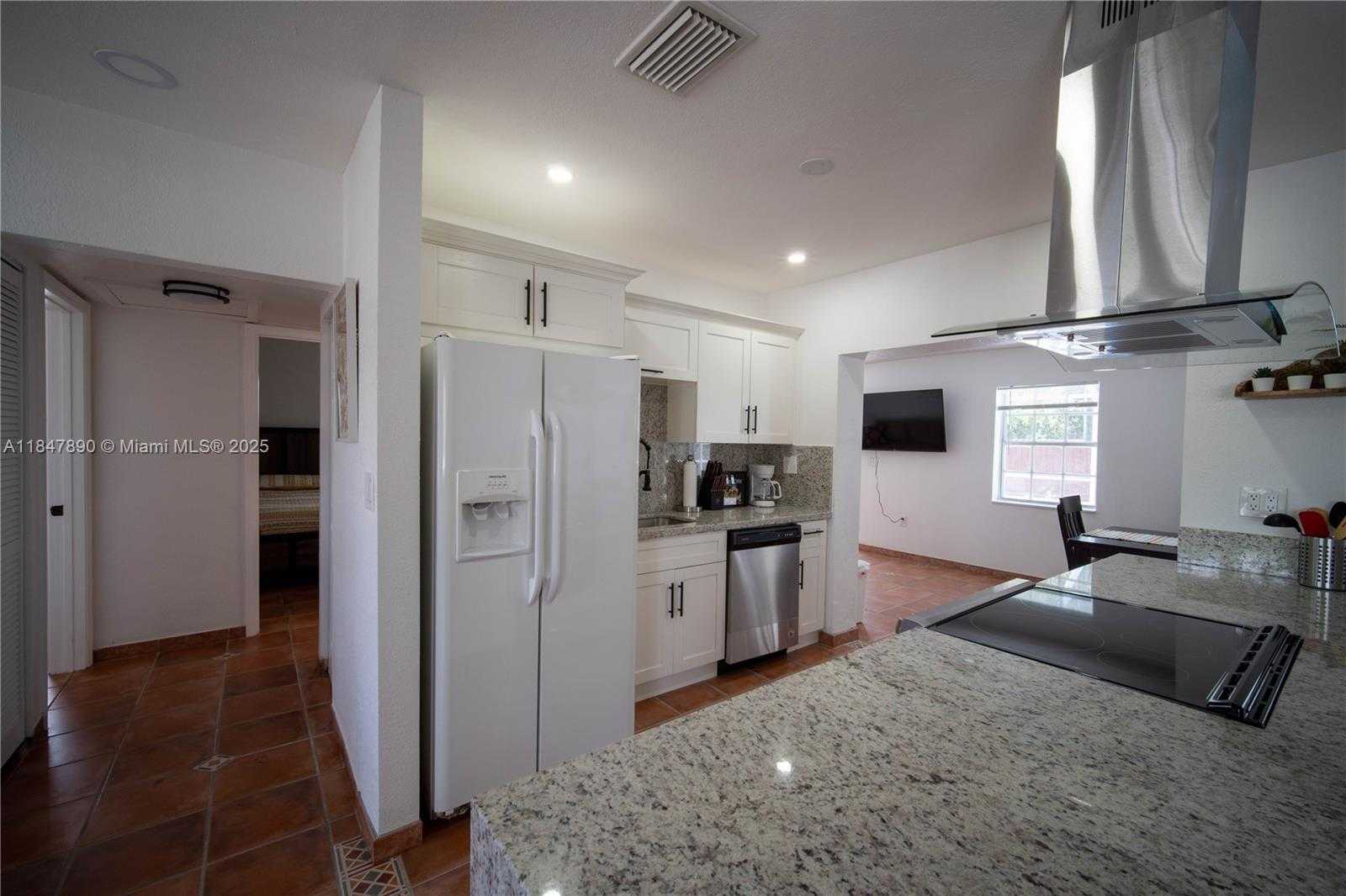 Small Image of 10120 NICARAGUA DR, Cutler Bay Number 44