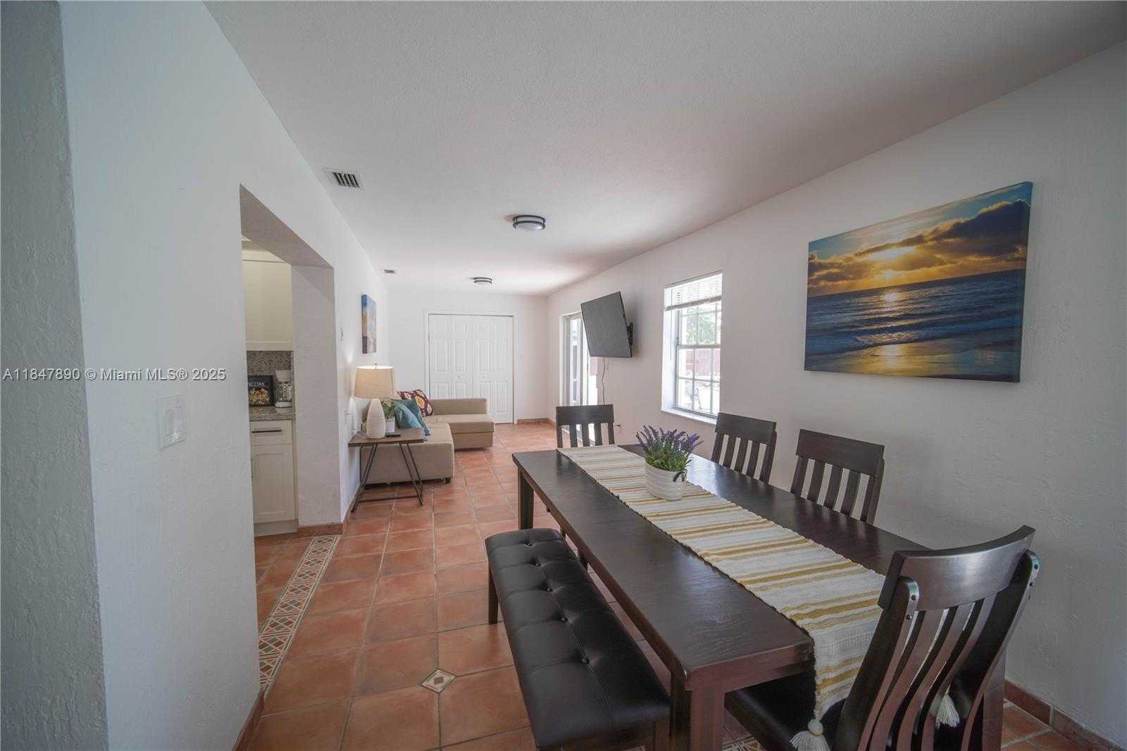 Small Image of 10120 NICARAGUA DR, Cutler Bay Number 45
