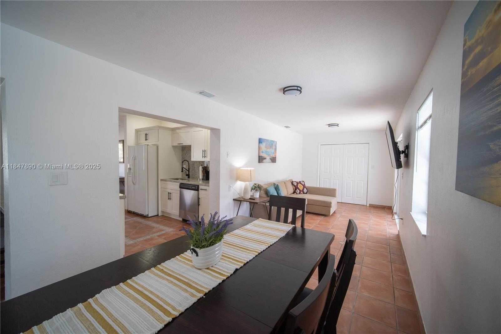Small Image of 10120 NICARAGUA DR, Cutler Bay Number 46