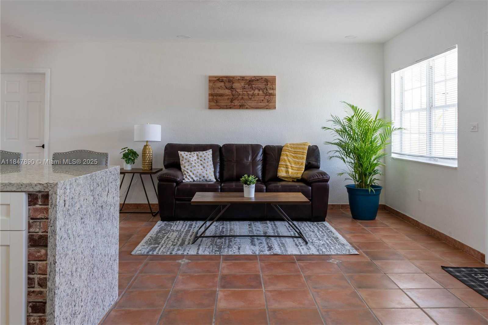 Small Image of 10120 NICARAGUA DR, Cutler Bay Number 7