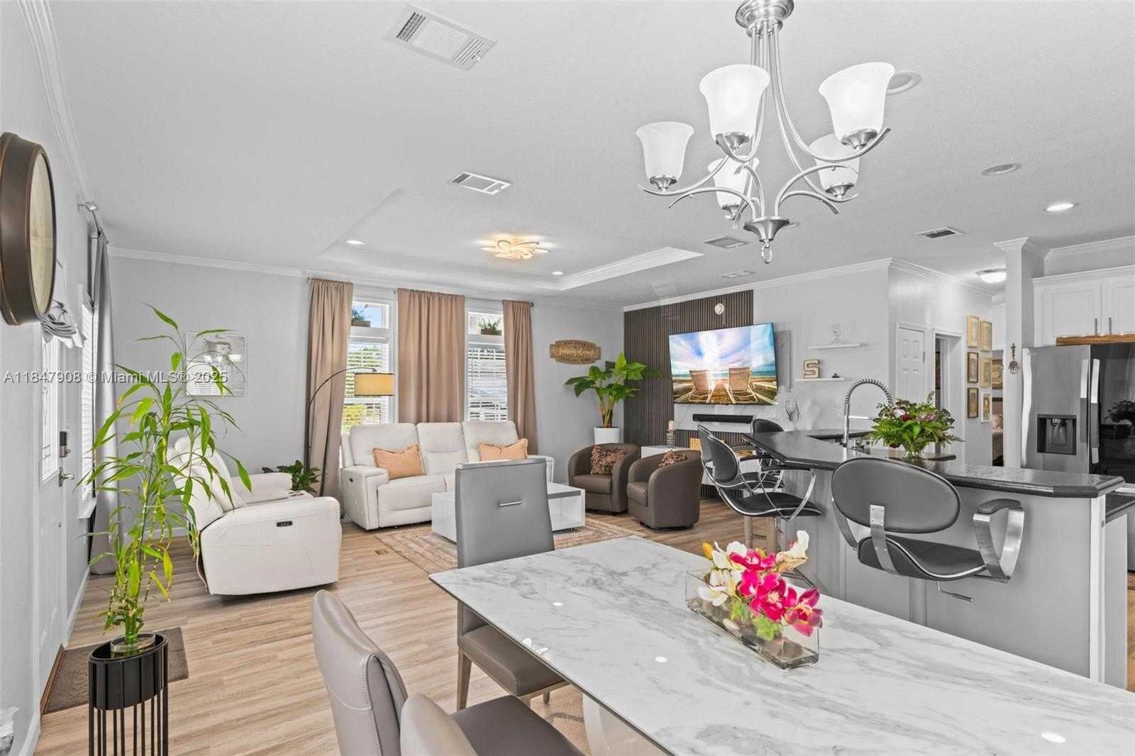 Small Image of 8611 SOUTH WEST 20TH ST, Davie Number 11