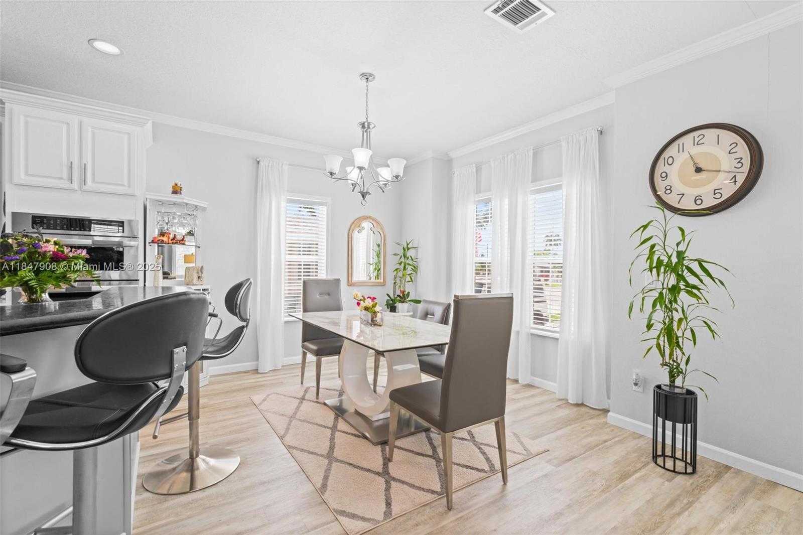 Small Image of 8611 SOUTH WEST 20TH ST, Davie Number 16
