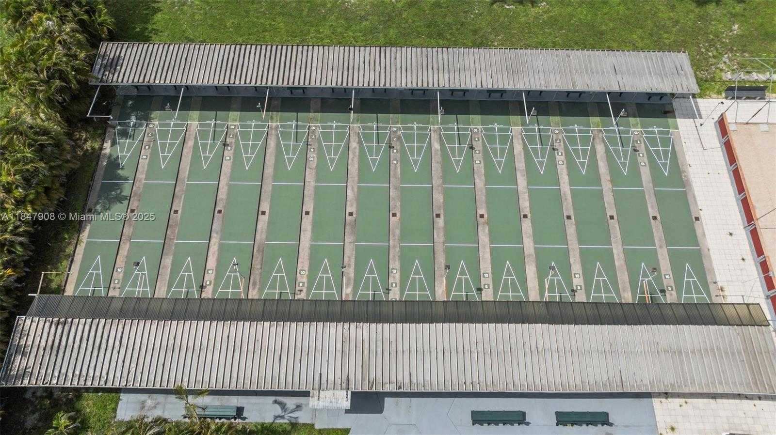 Small Image of 8611 SOUTH WEST 20TH ST, Davie Number 35