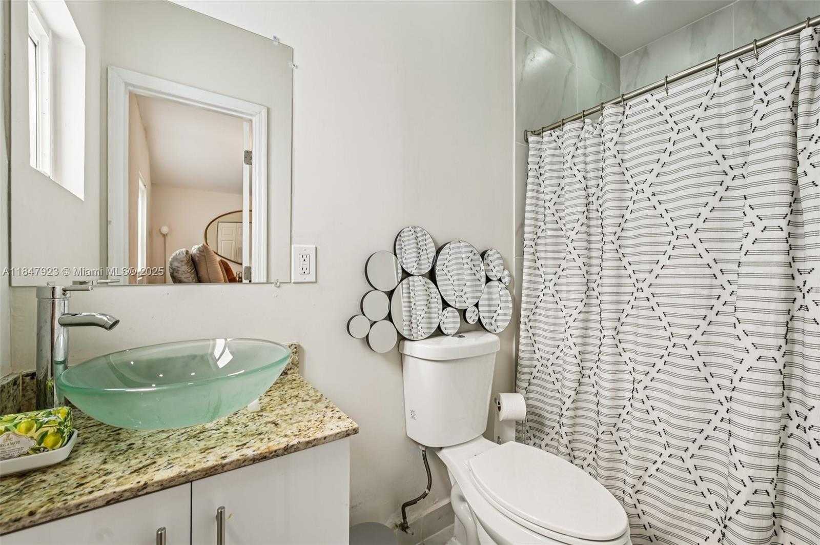 Small Image of 1361 NORTH WEST 55TH ST, Miami Number 19