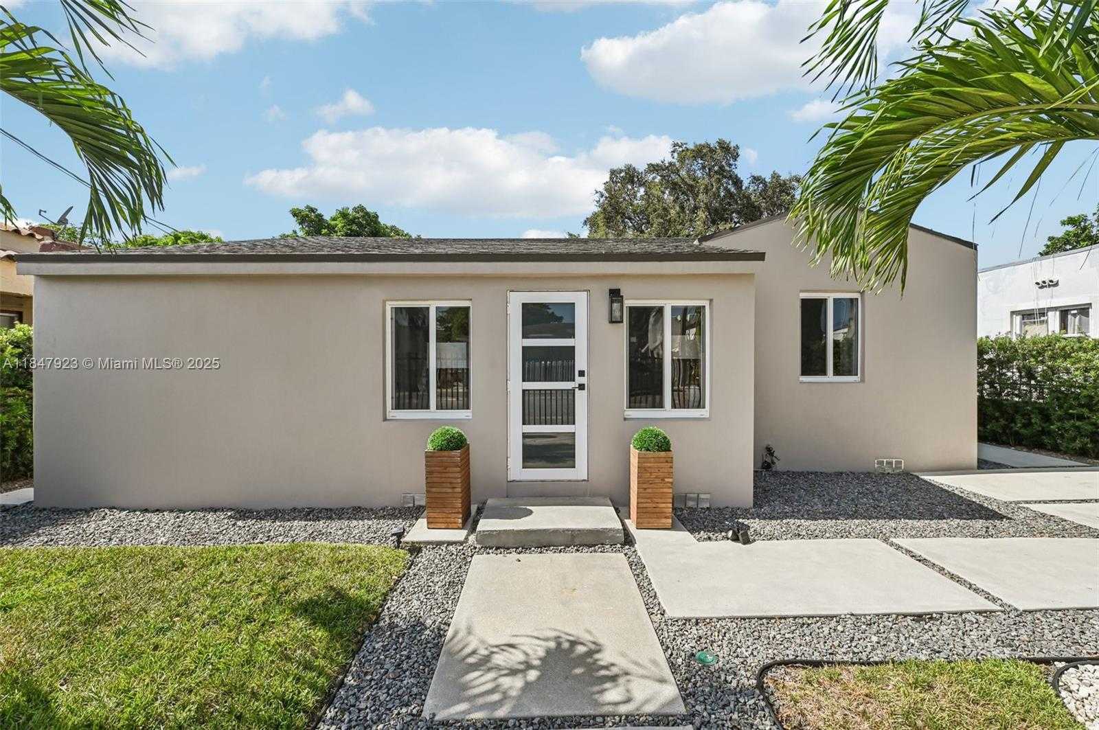 Small Image of 1361 NORTH WEST 55TH ST, Miami Number 2