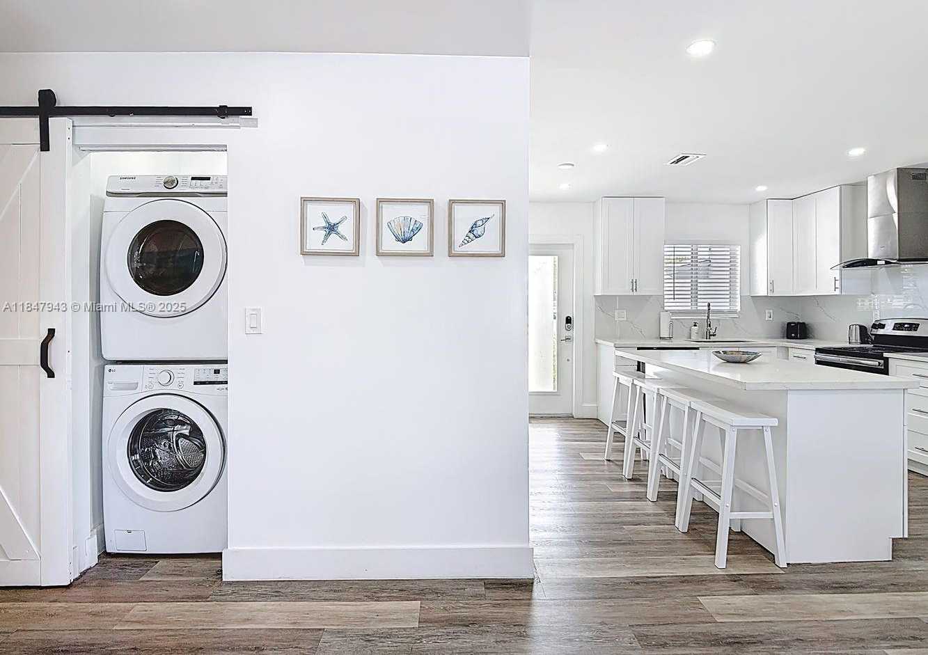 Small Image of 3041 NORTH WEST 69TH TER, Miami Number 22