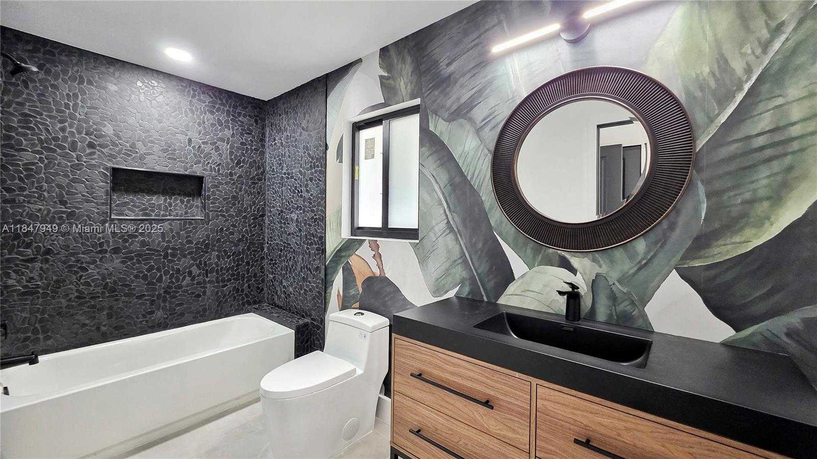 Small Image of 7190 VALENCIA DRIVE, Boca Raton Number 21