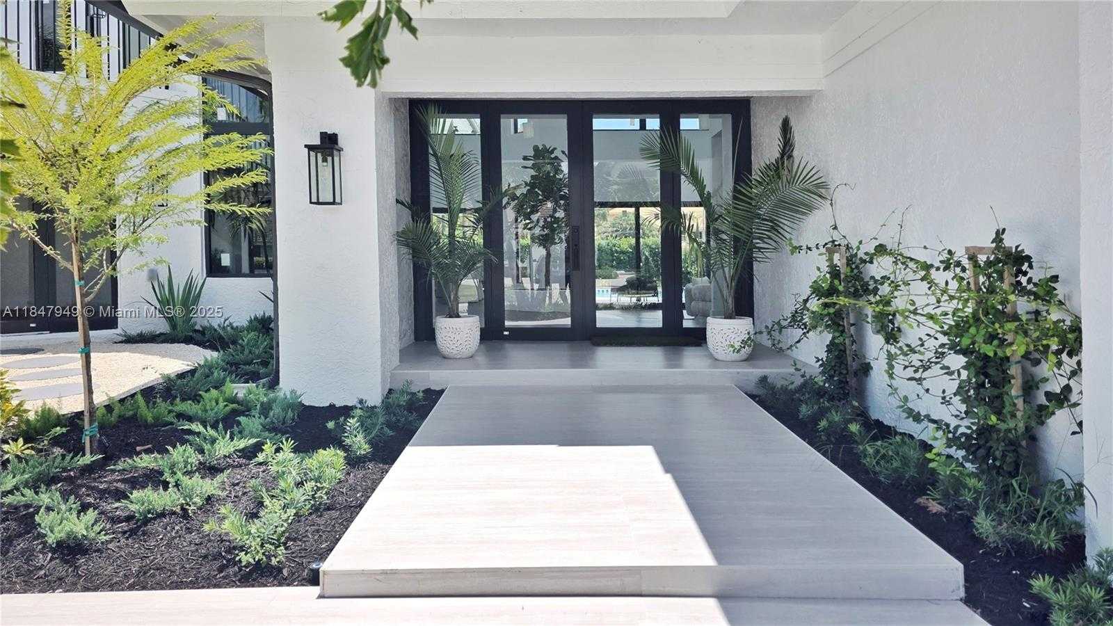 Small Image of 7190 VALENCIA DRIVE, Boca Raton Number 4