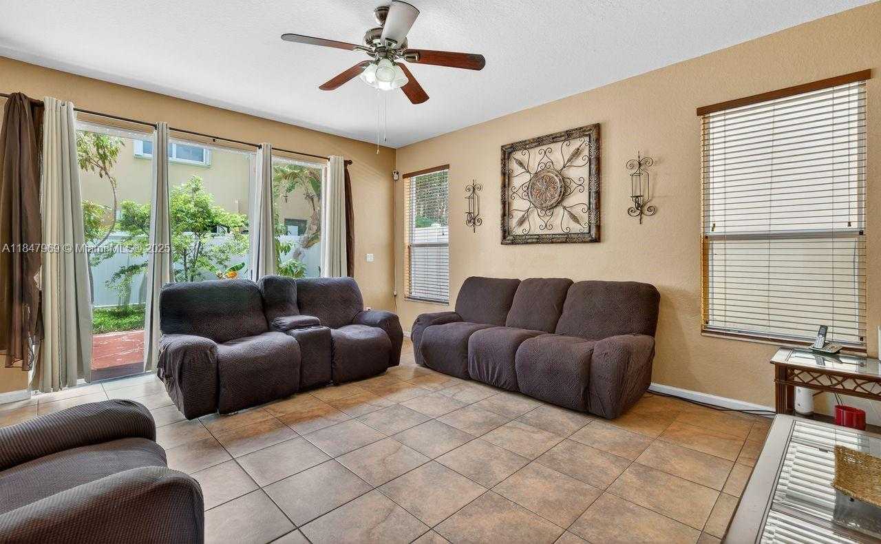 Small Image of 2215 PORTOFINO AVE, Homestead Number 16