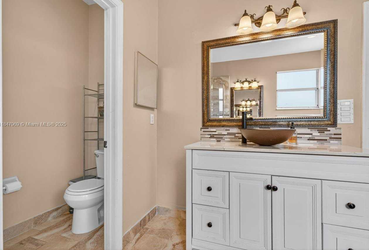 Small Image of 2215 PORTOFINO AVE, Homestead Number 29