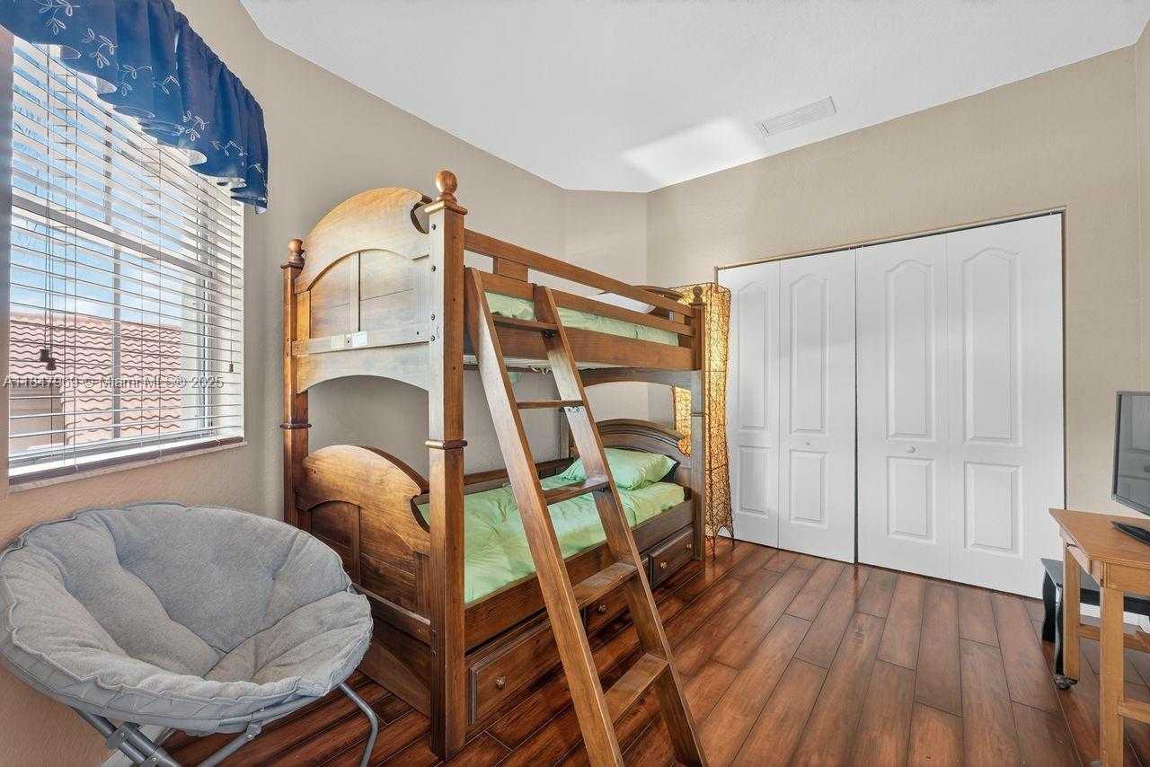 Small Image of 2215 PORTOFINO AVE, Homestead Number 36