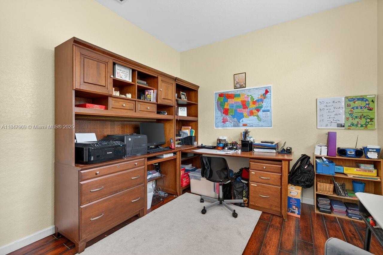 Small Image of 2215 PORTOFINO AVE, Homestead Number 39