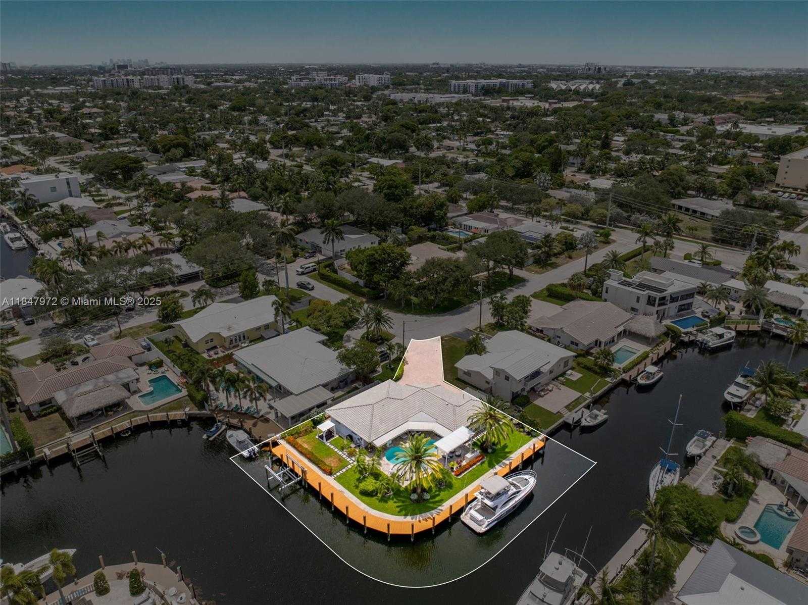 Small Image of 2681 NORTH EAST 9TH CT, Pompano Beach Number 47