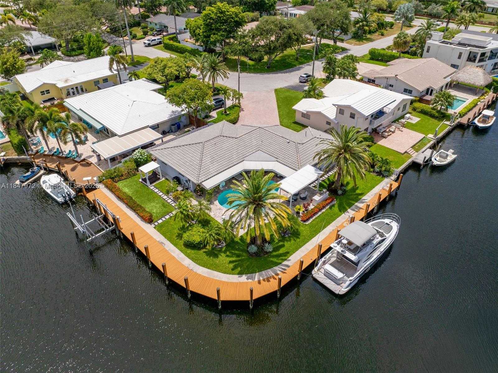 Small Image of 2681 NORTH EAST 9TH CT, Pompano Beach Number 50