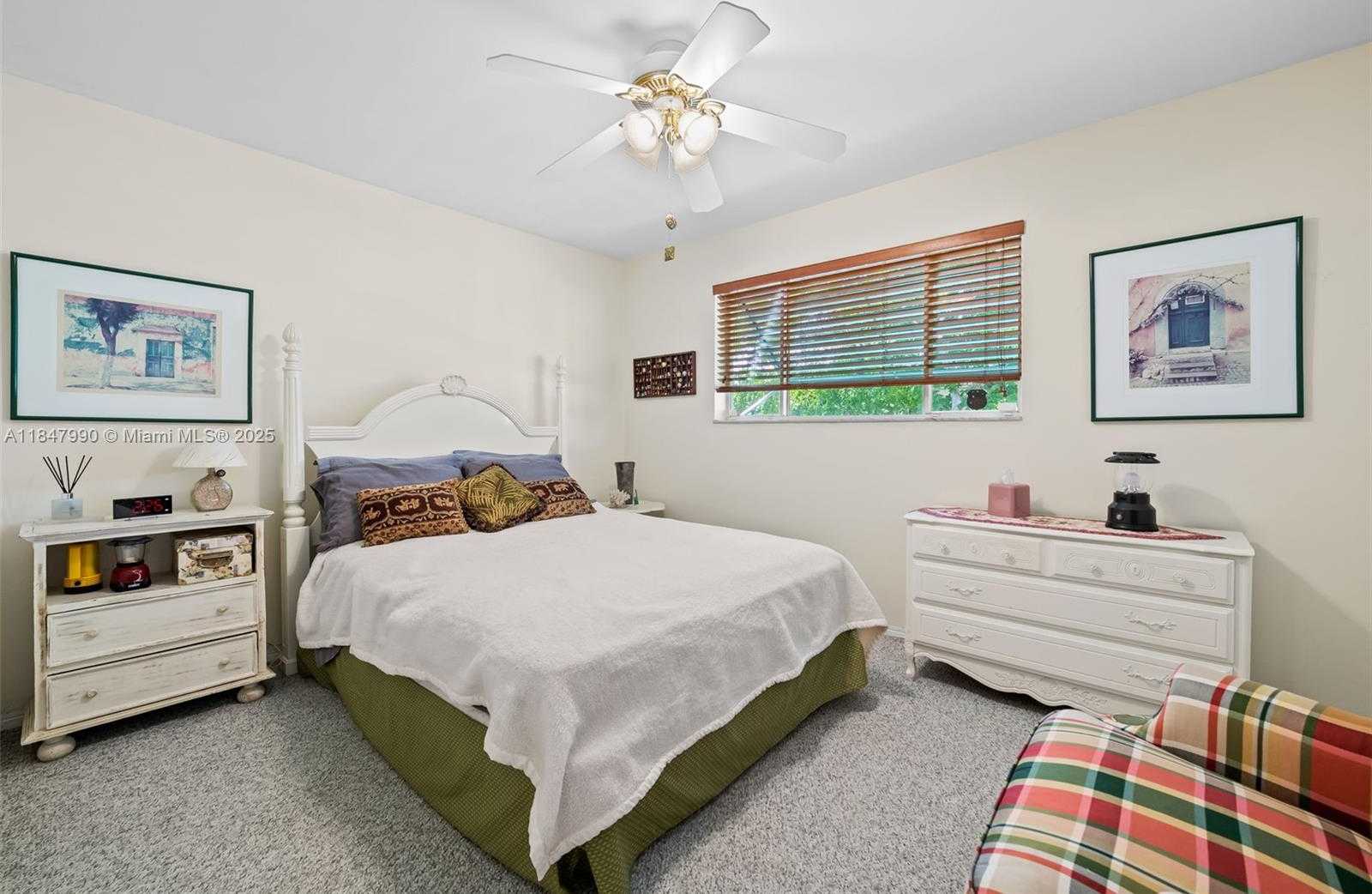 Small Image of 5414 WEST PARK RD, Hollywood Number 17