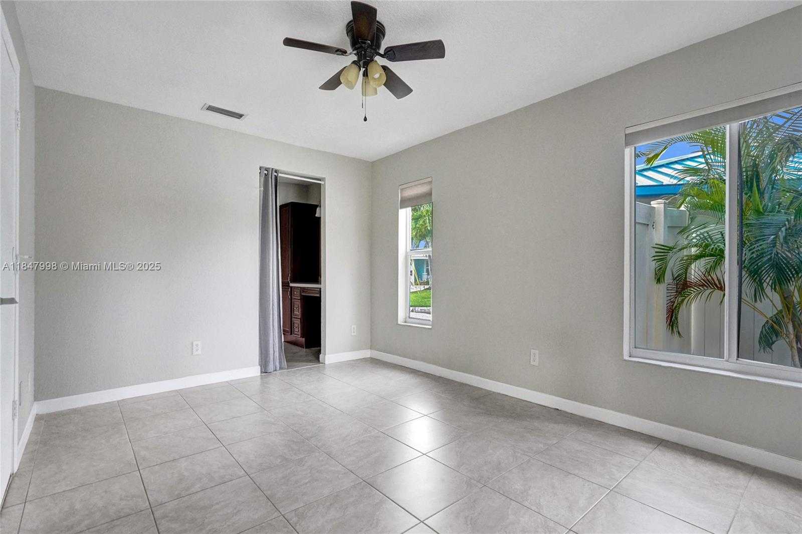 Small Image of 571 SOUTH EAST 11TH ST, Pompano Beach Number 12