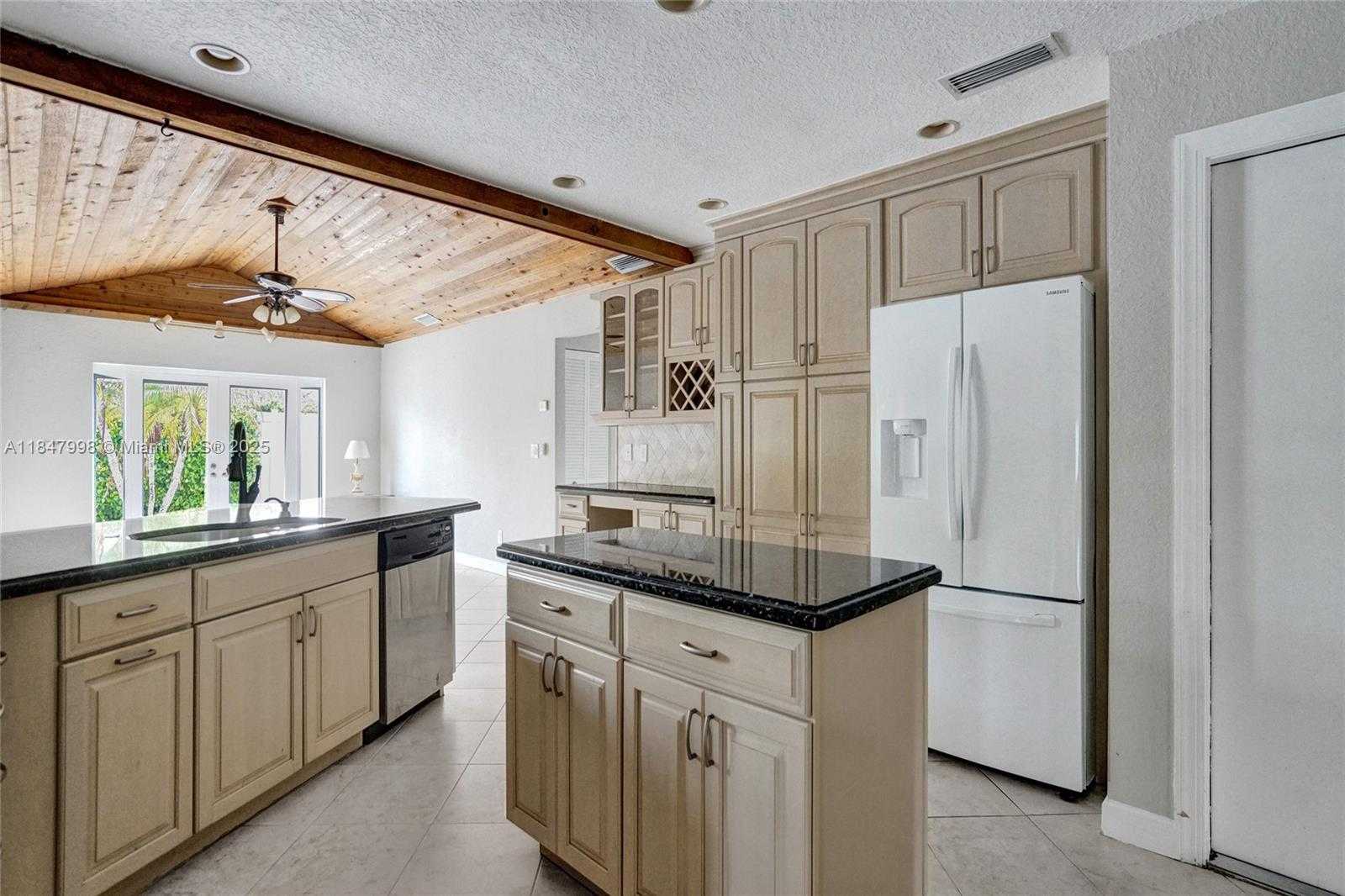Small Image of 571 SOUTH EAST 11TH ST, Pompano Beach Number 23