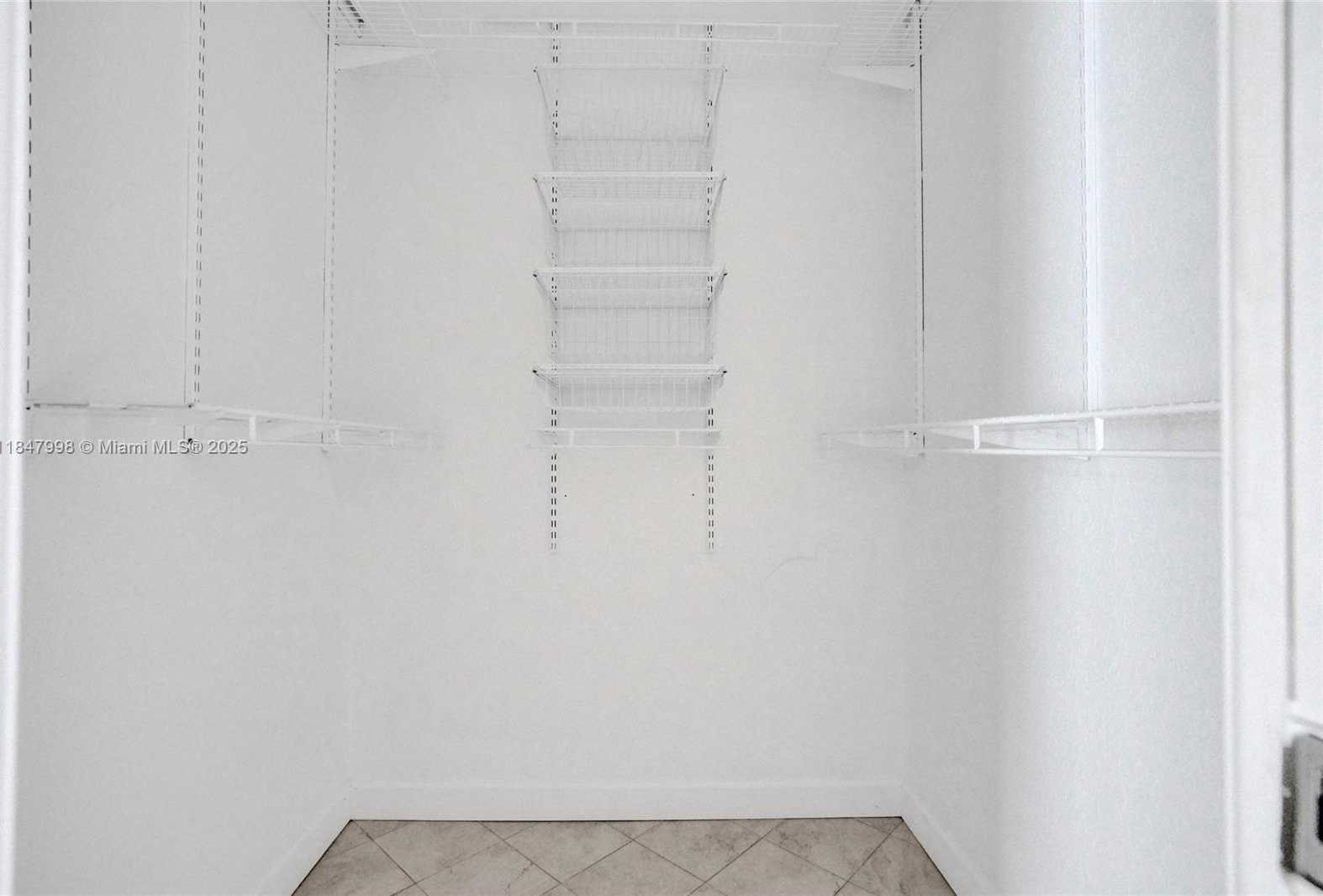 Small Image of 571 SOUTH EAST 11TH ST, Pompano Beach Number 35