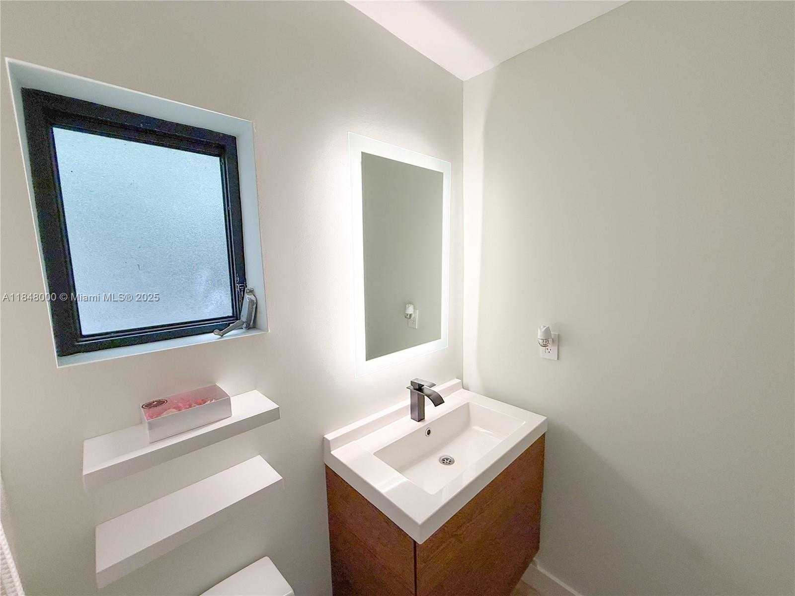 Small Image of 3131 SOUTH WEST 117TH CT, Miami Number 23