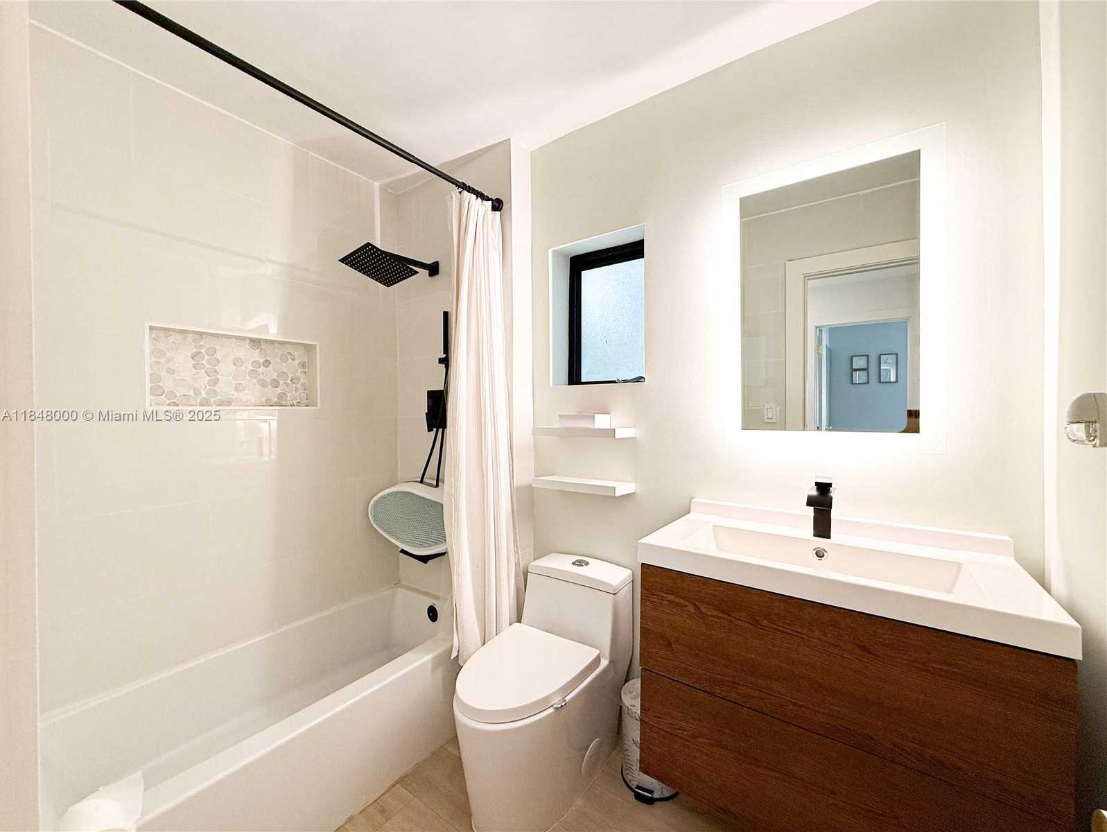 Small Image of 3131 SOUTH WEST 117TH CT, Miami Number 24