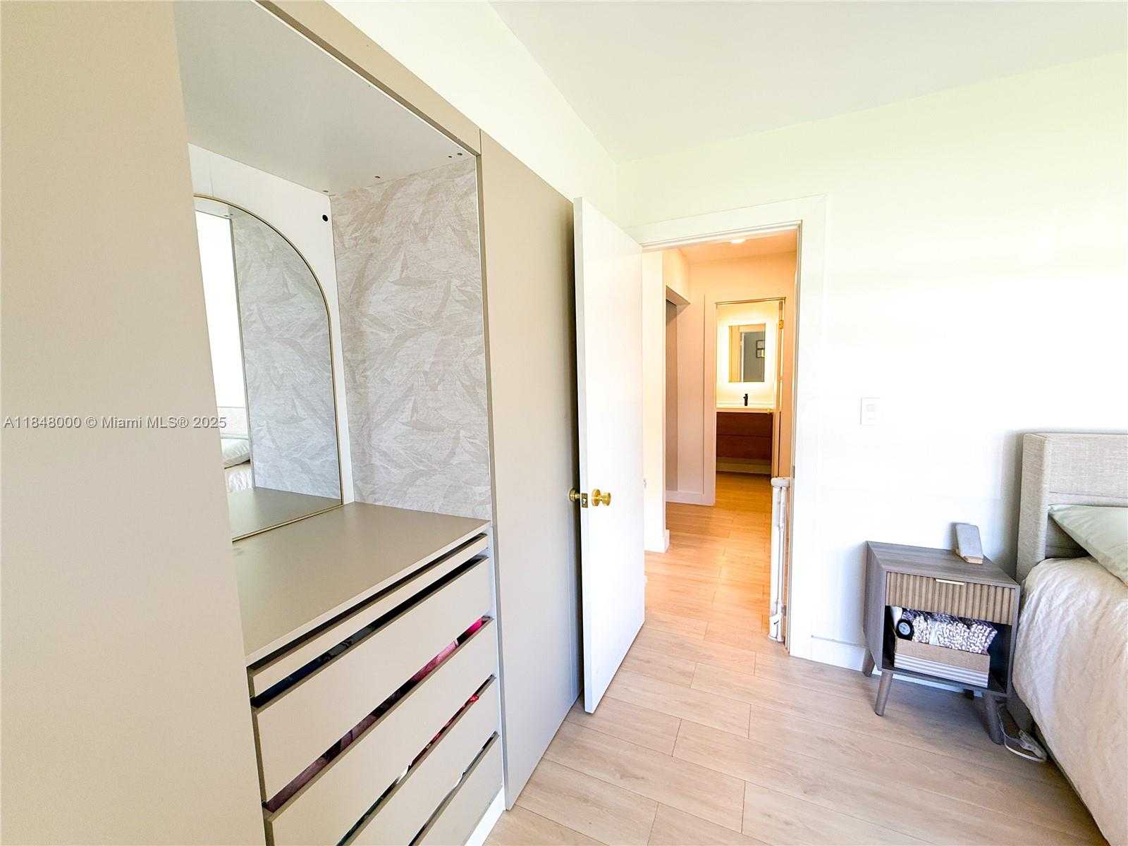 Small Image of 3131 SOUTH WEST 117TH CT, Miami Number 26