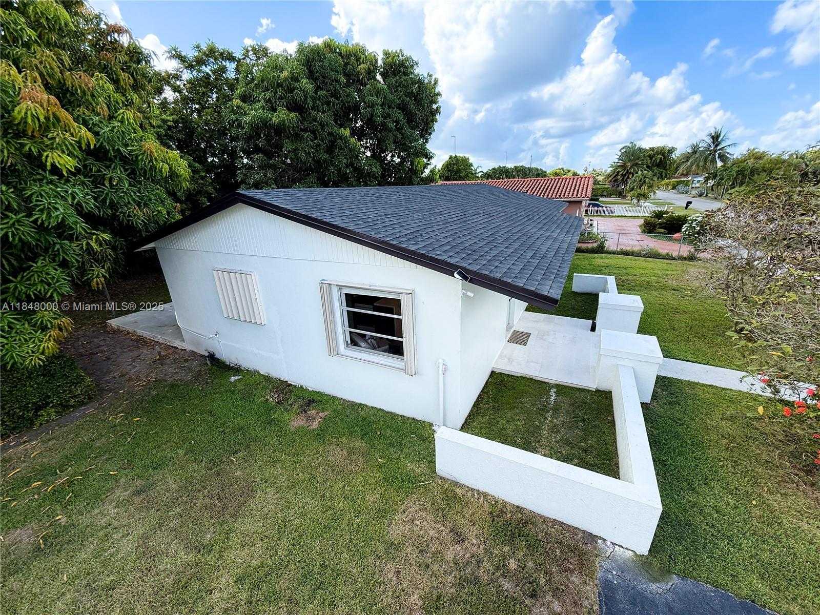 Small Image of 3131 SOUTH WEST 117TH CT, Miami Number 33