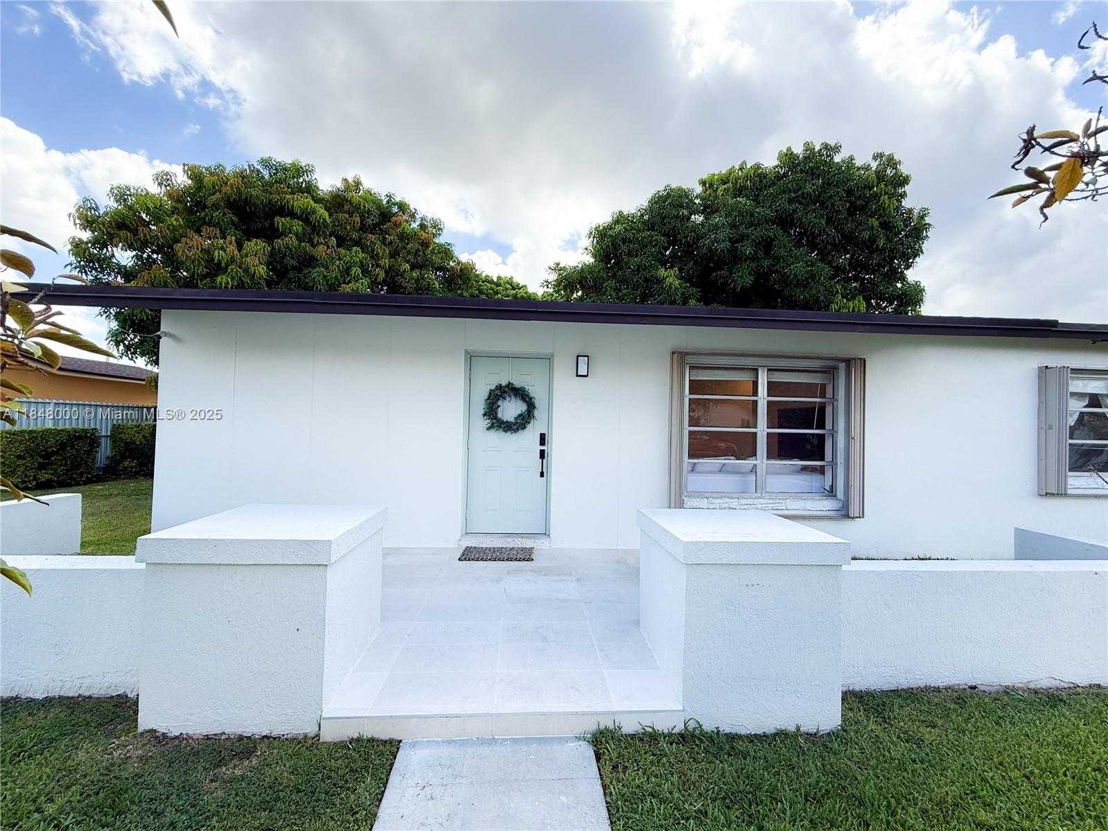 Small Image of 3131 SOUTH WEST 117TH CT, Miami Number 4