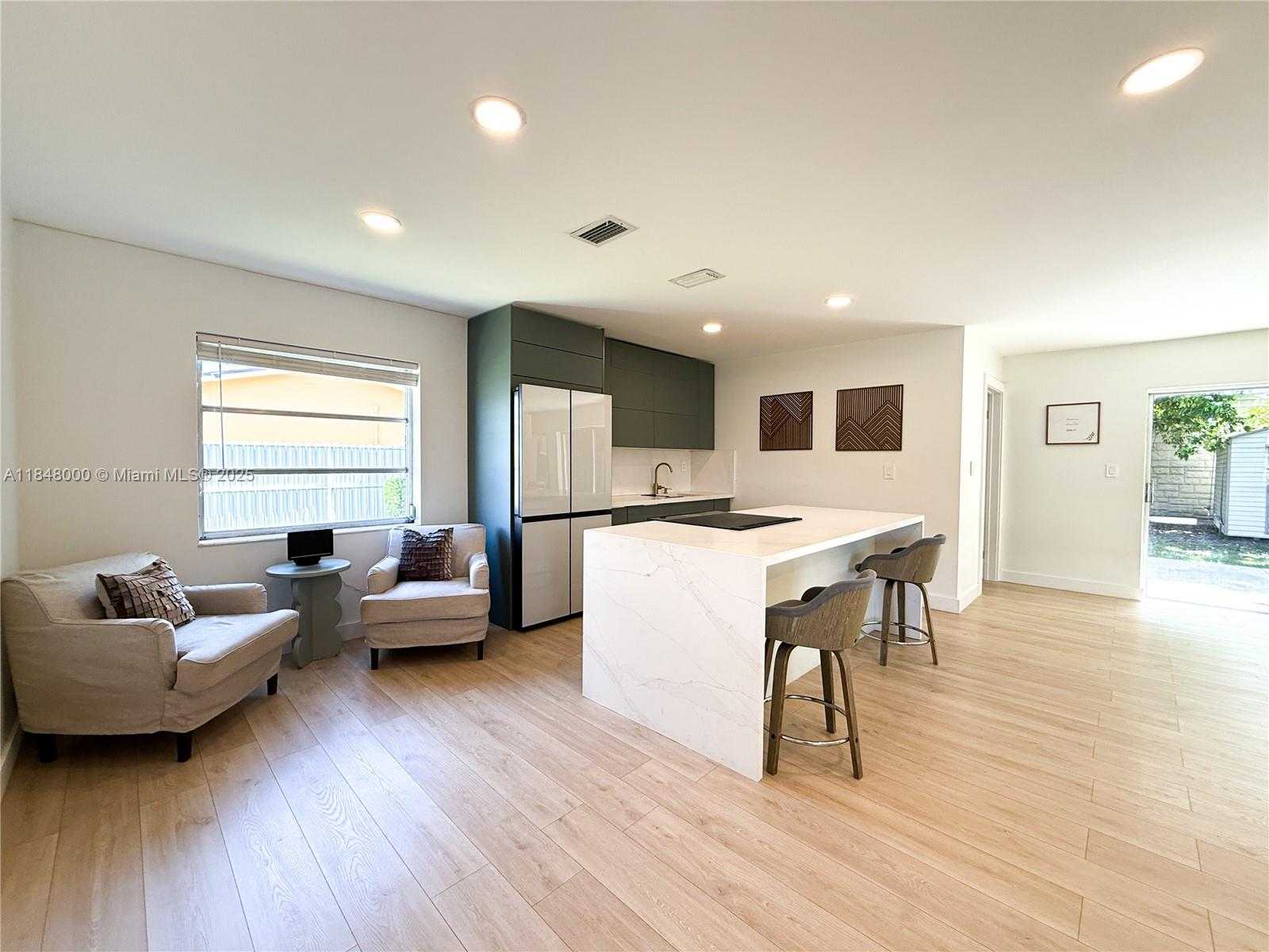 Small Image of 3131 SOUTH WEST 117TH CT, Miami Number 8