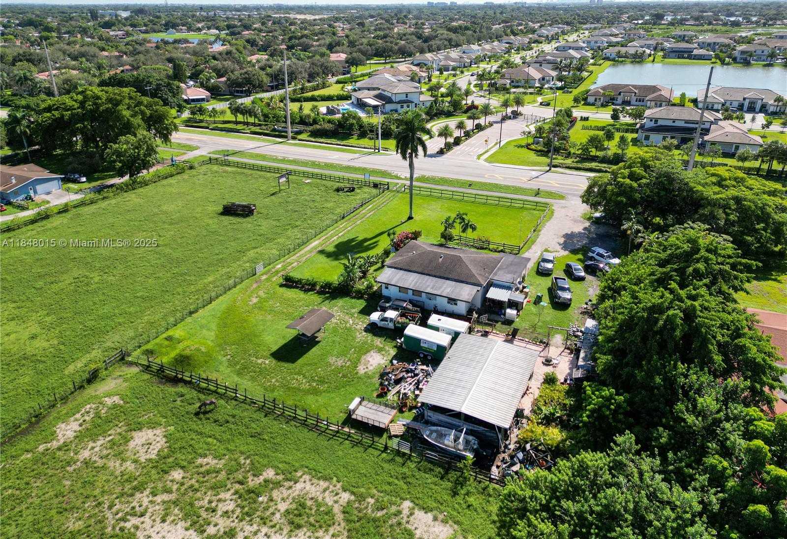 Small Image of 1921 SOUTH WEST 112TH AVE, Davie Number 20