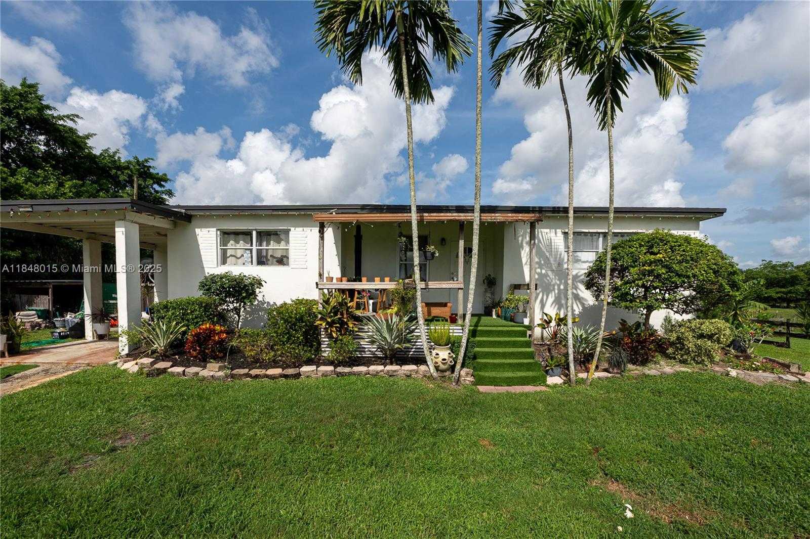 Small Image of 1921 SOUTH WEST 112TH AVE, Davie Number 5