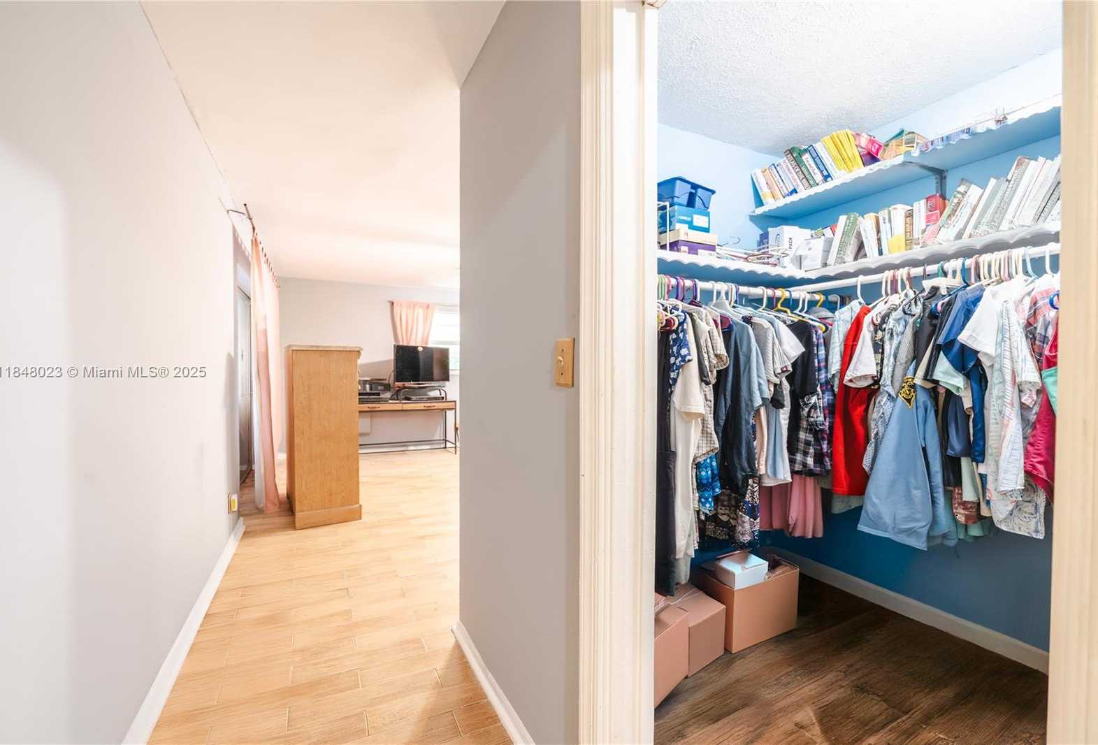 Small Image of 5103 NORTH WEST 54TH CT, Tamarac Number 11