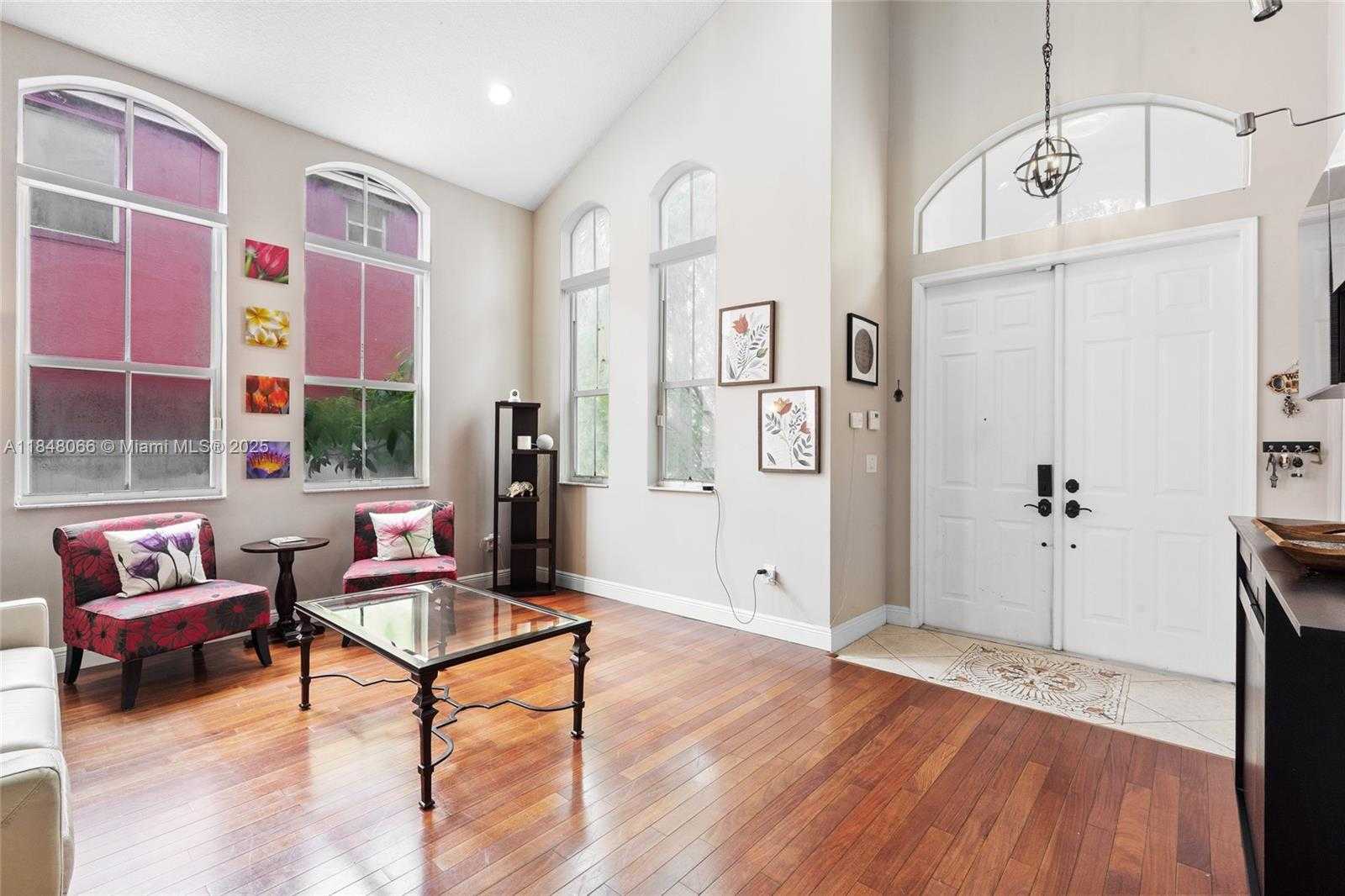 Small Image of 4939 SOUTH WEST 164TH AVE, Miramar Number 12