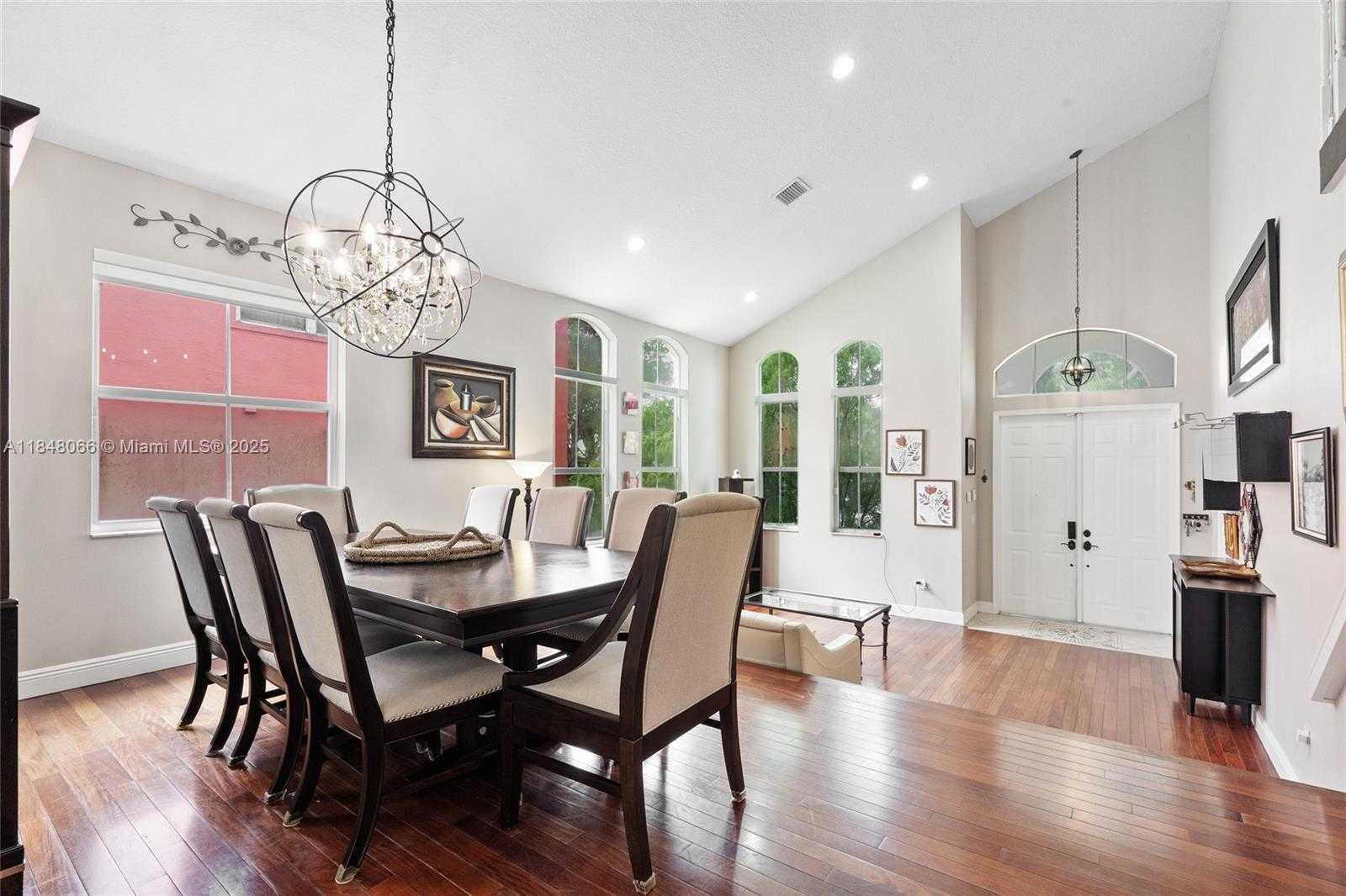 Small Image of 4939 SOUTH WEST 164TH AVE, Miramar Number 16