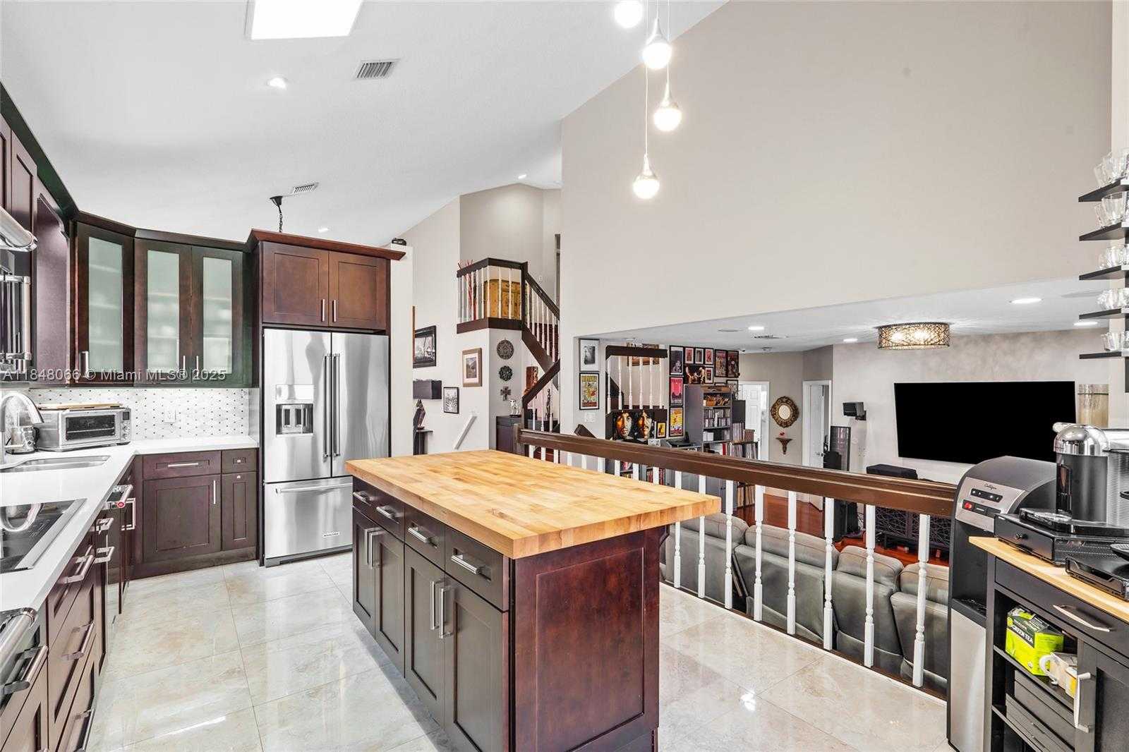 Small Image of 4939 SOUTH WEST 164TH AVE, Miramar Number 19