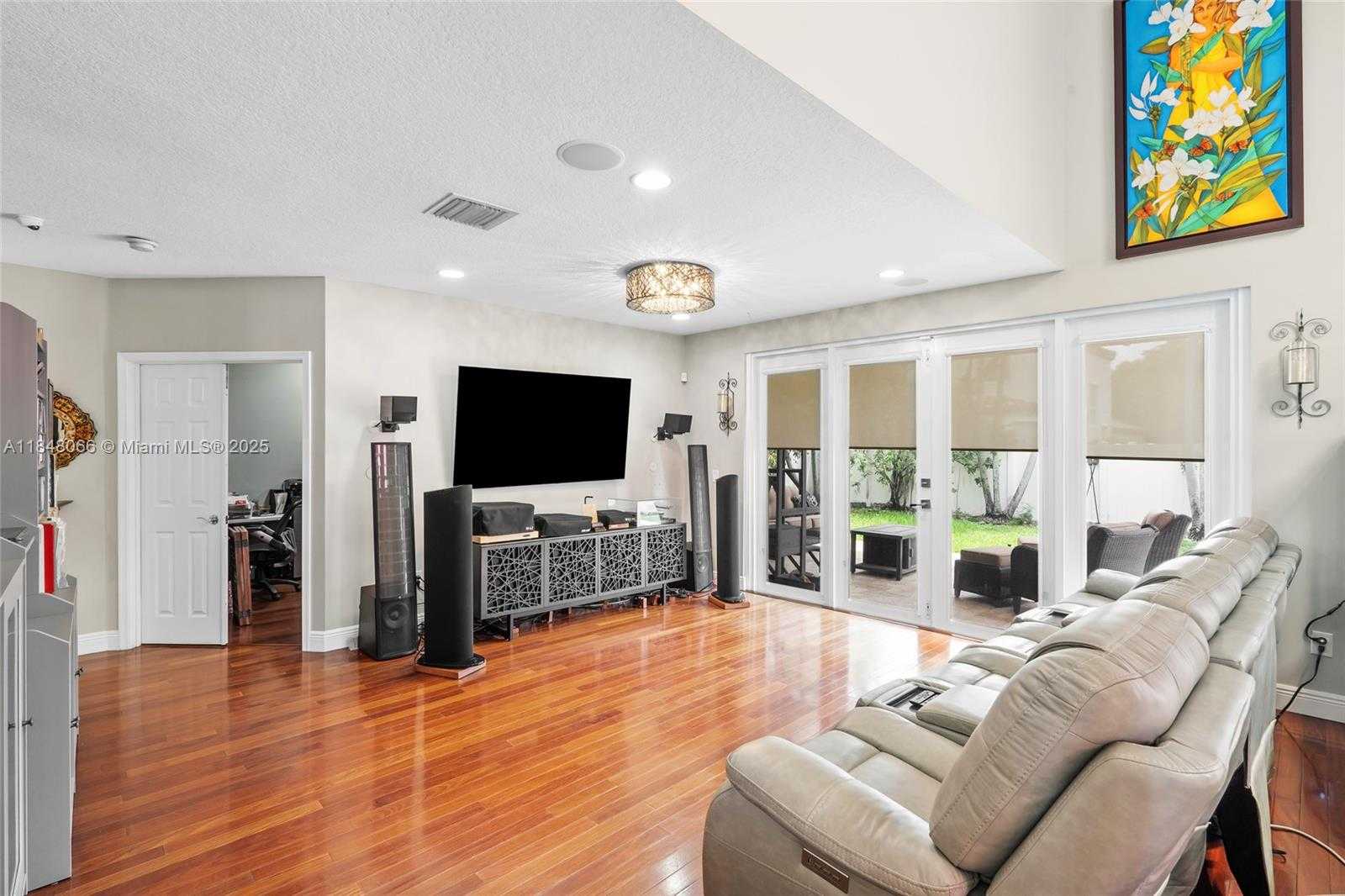 Small Image of 4939 SOUTH WEST 164TH AVE, Miramar Number 23