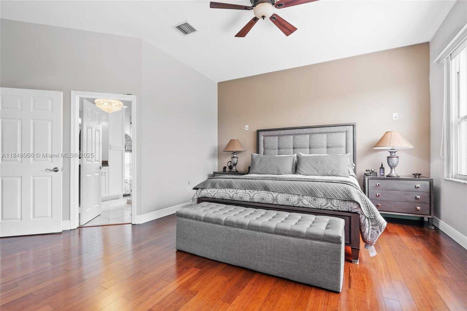 Small Image of 4939 SOUTH WEST 164TH AVE, Miramar Number 32