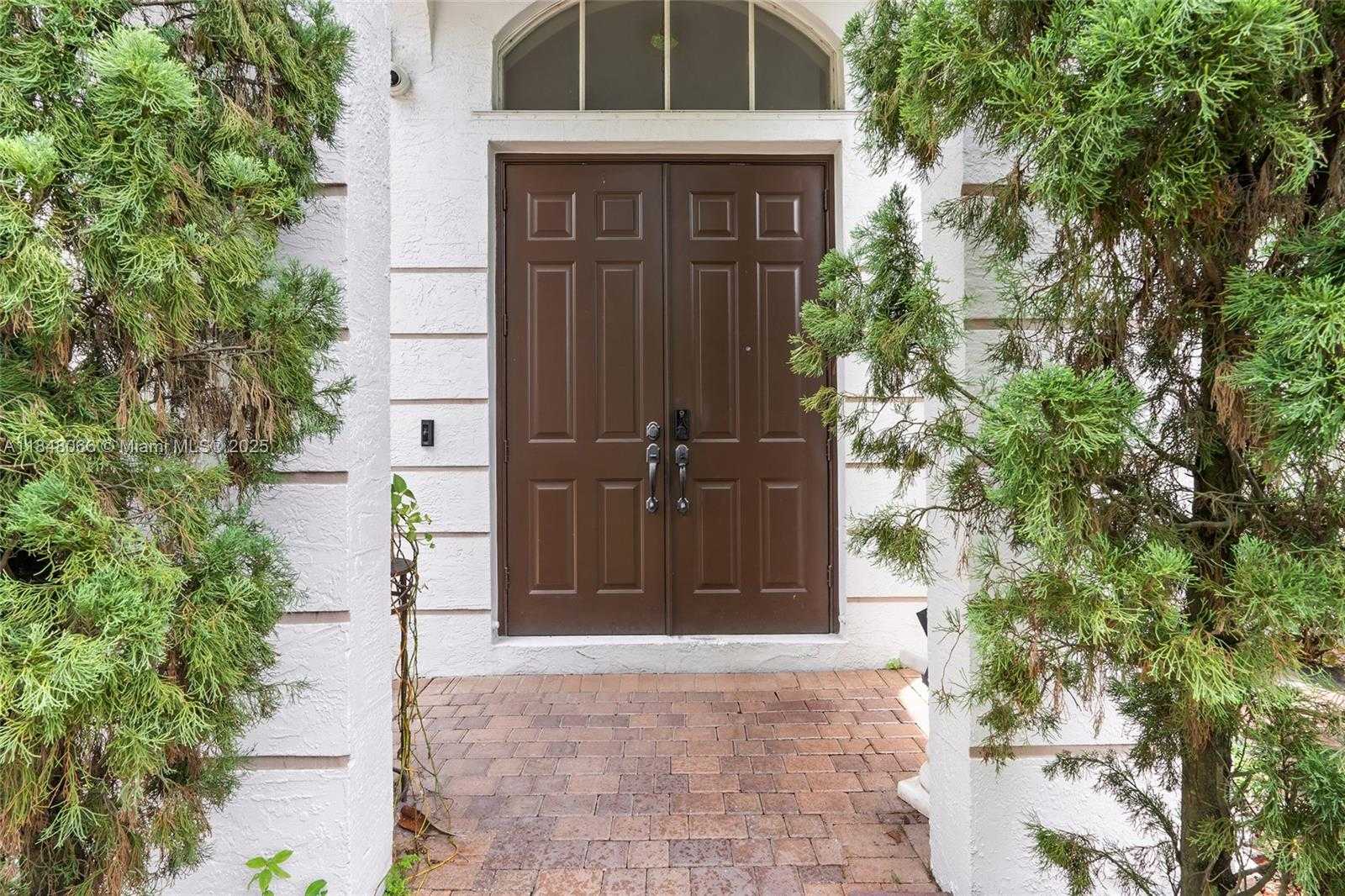 Small Image of 4939 SOUTH WEST 164TH AVE, Miramar Number 4