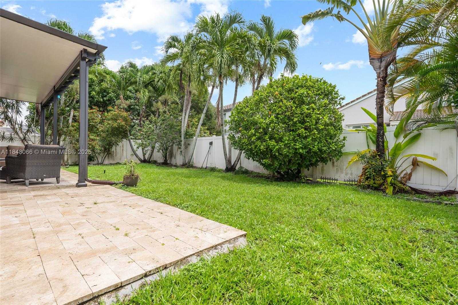 Small Image of 4939 SOUTH WEST 164TH AVE, Miramar Number 47