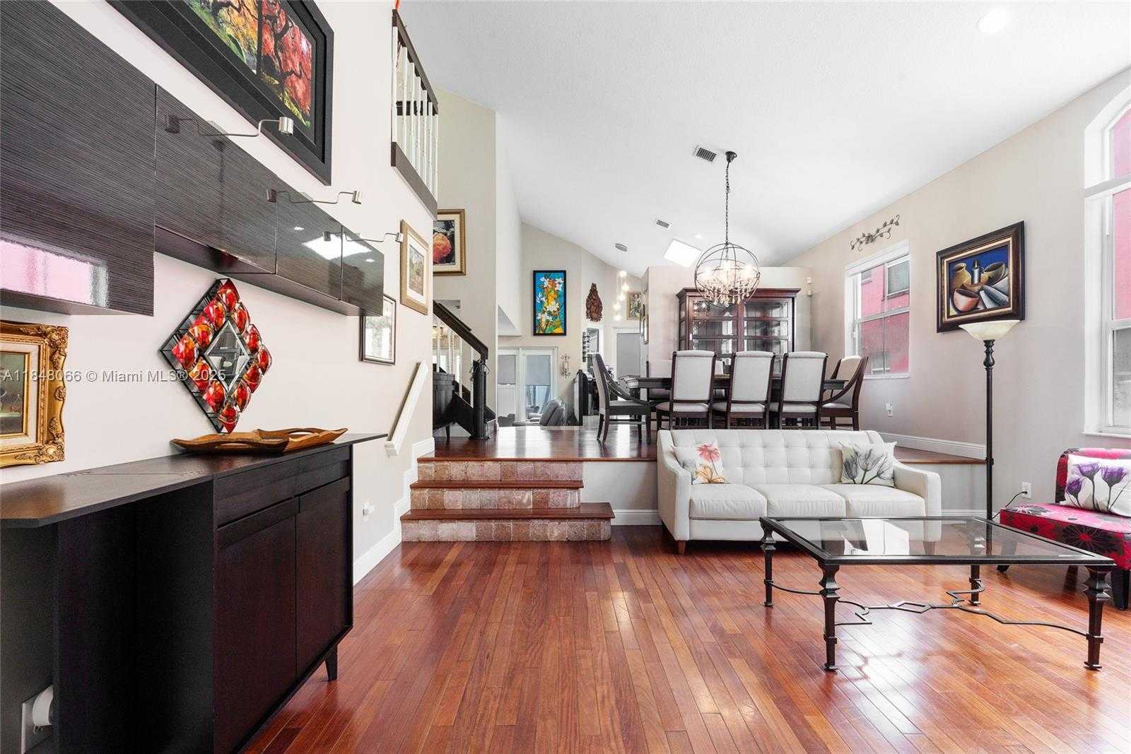Small Image of 4939 SOUTH WEST 164TH AVE, Miramar Number 8