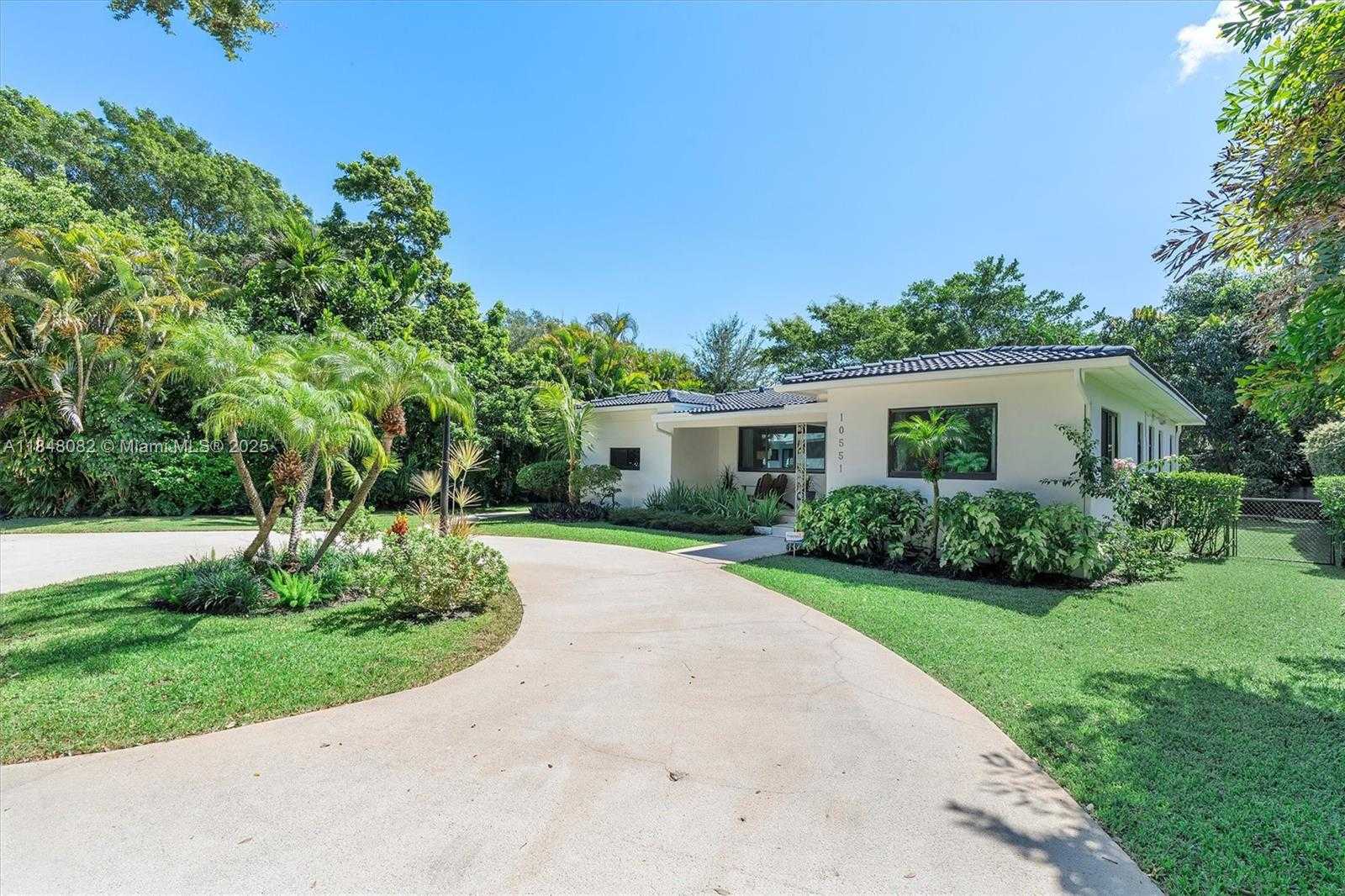 Small Image of 10551 NORTH EAST 3RD AVE, Miami Shores Number 14