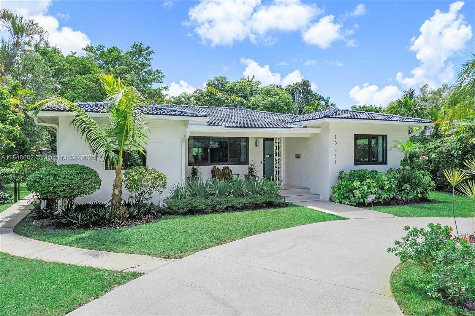 Small Image of 10551 NORTH EAST 3RD AVE, Miami Shores Number 16