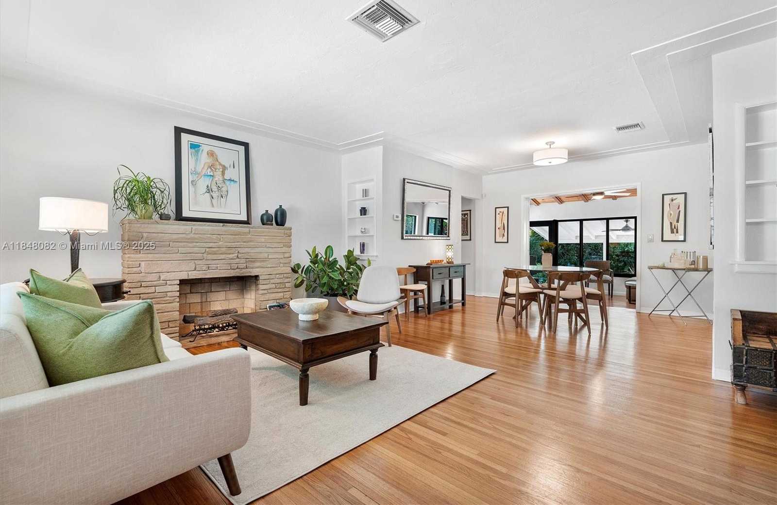 Small Image of 10551 NORTH EAST 3RD AVE, Miami Shores Number 21