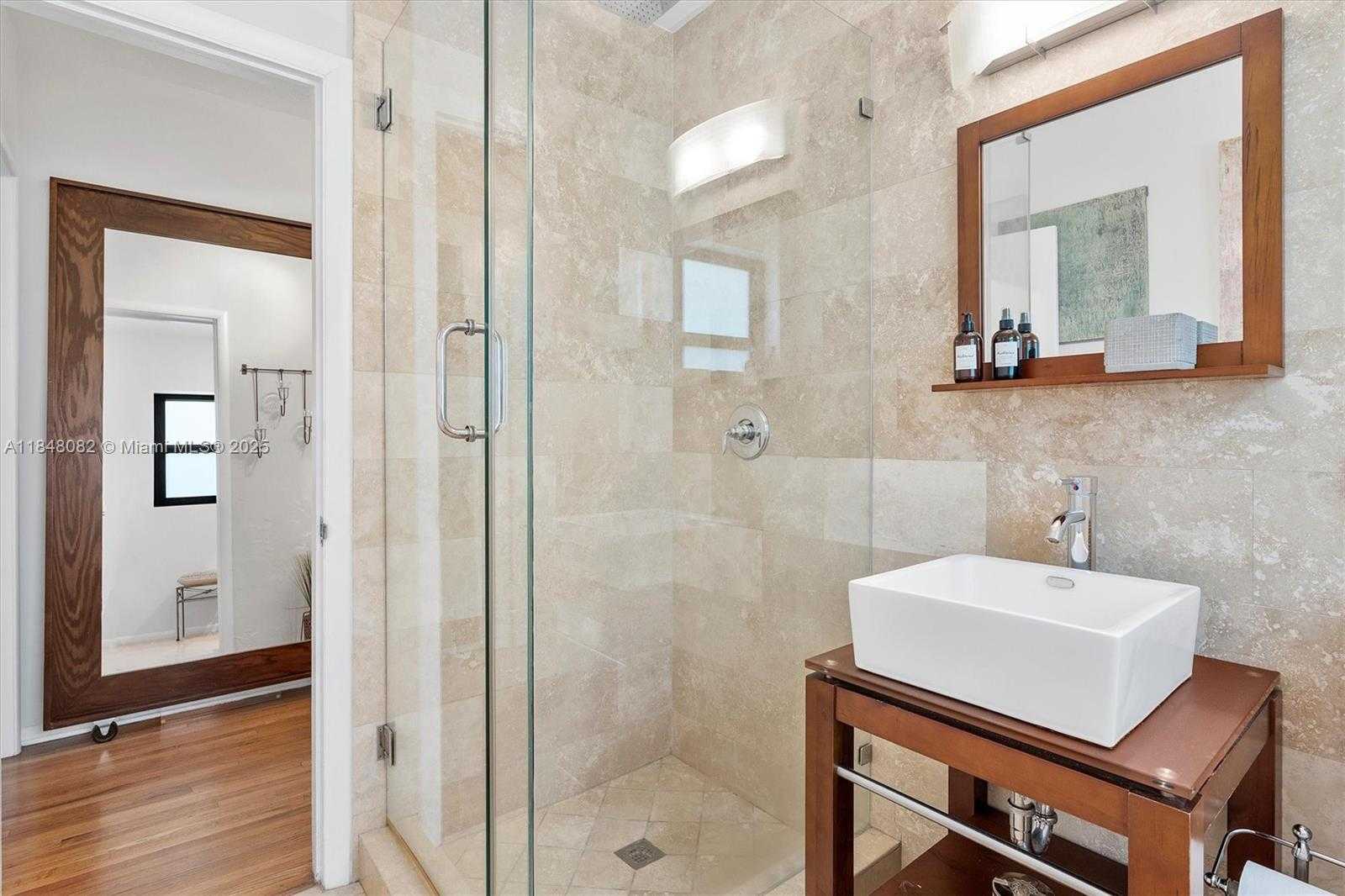 Small Image of 10551 NORTH EAST 3RD AVE, Miami Shores Number 43